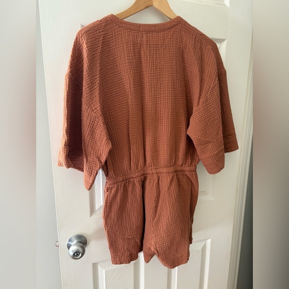Z Supply Women's Tan Romper - Picture 4 of 12